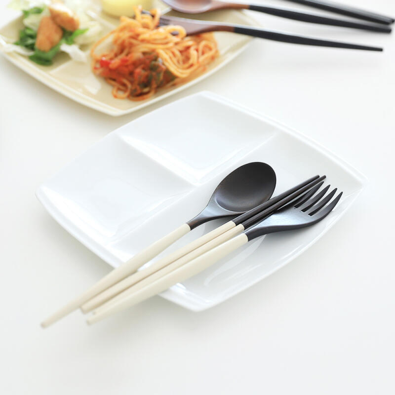 Natural Lacquer Fork (2 Colors)