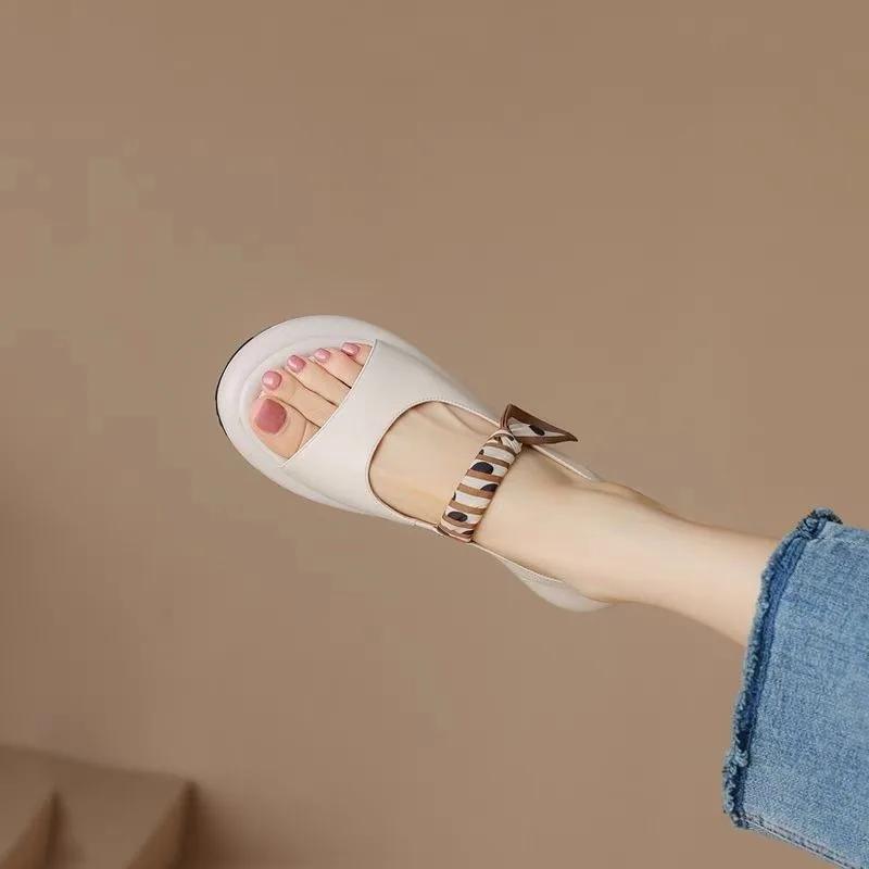 Fashion Chunky Woman Shoes Block Heel Open Toe Thick Sandals for Women Casual Footwear New Breathable Fashion Wholesale Luxury Shoe