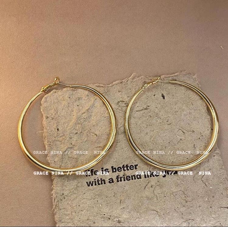 Bold Metal Circle Stud Earrings for Women – Statement Ear Cuff Hoop Jewelry