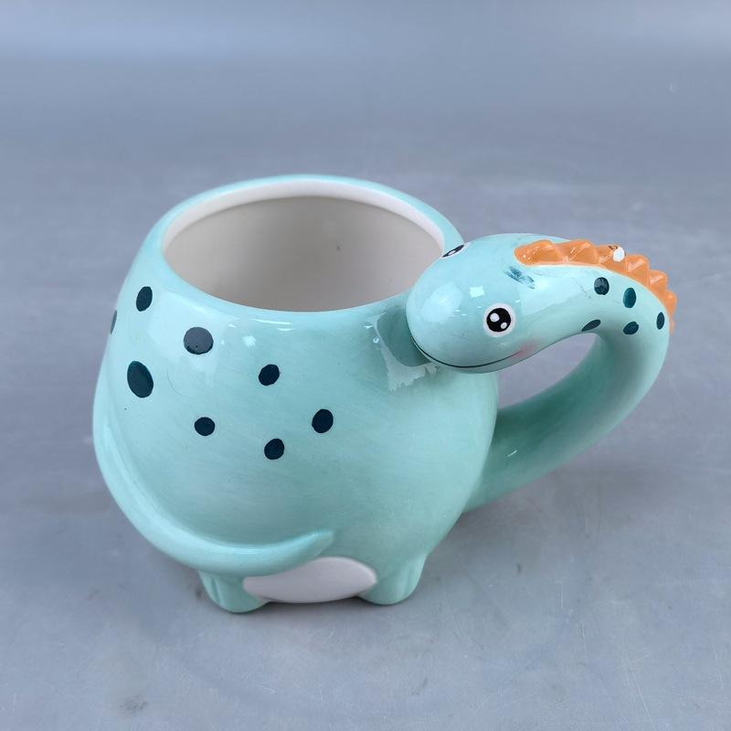 Cartoon cow ceramic cup cute souvenir creative animal drinking cup cross-border high-value white cloud soil mug