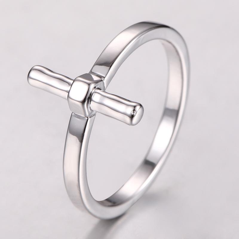 Kenjie Women's Retro Zircon-Inlaid Korean Ring, Exaggerated & Elegant with Exquisite Color Retention