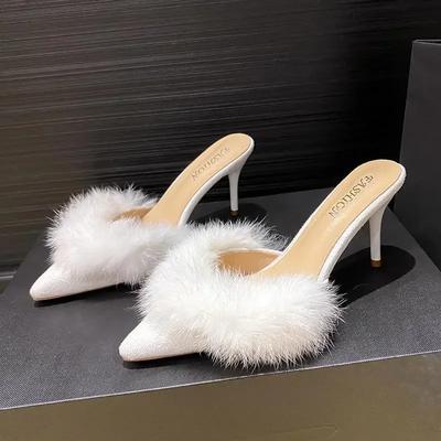 Damen Warme Plüsch Spitzschuh High Heels Winter Pantoletten Hausschuhe Koreanisches Design Dünne Absätze Neu Flip Flops Pumps Zapatos Mujer