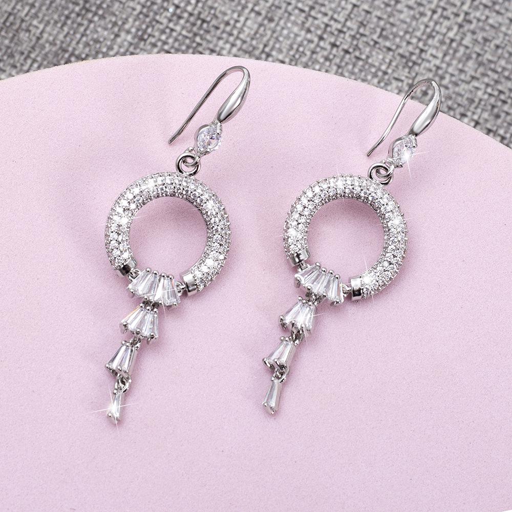 Koreańskie Luksusowe Kolczyki Damskie Geometryczne z Chwostami i Cyrkoniami na Prezent Świąteczny