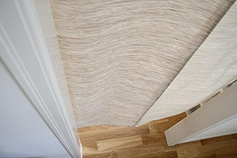 Stylish Scandinavian Sunnyday Fabric Noren Grand Approximately 85cm Wide x 170cm Long Curtain, Ivory,