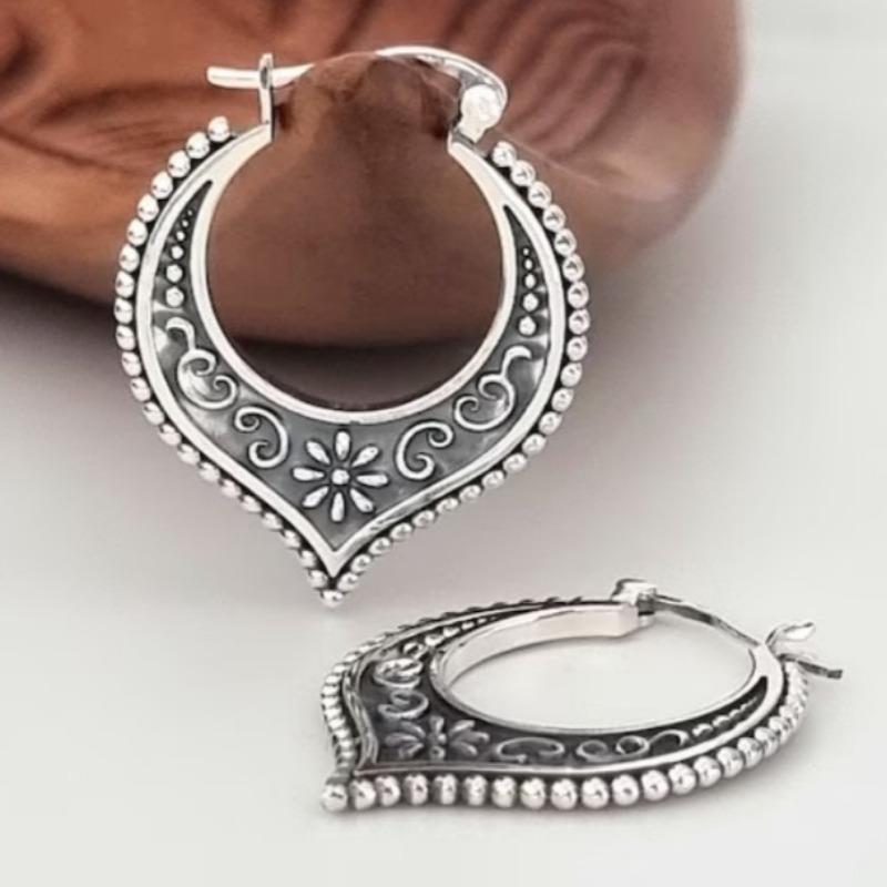 Vintage Ethnic-style Hand Carved Silvery Plated Hoop Earrings for Women's Hollowed Earrings Festival Jewelry Accessories Crafts