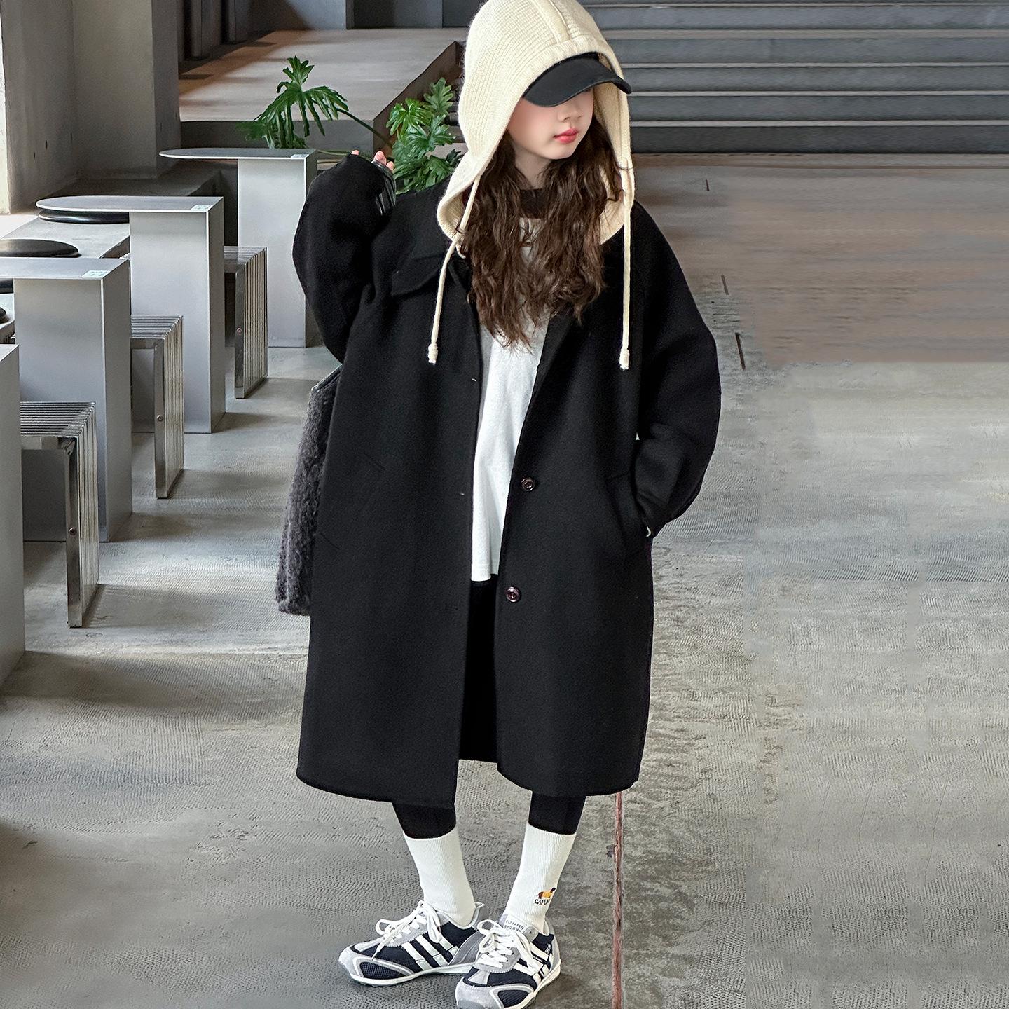 

2025 Новый стиль Девичье шерстяное пальто с капюшоном на осень и зиму - Корейский стиль Вязаный тренч средней длины для детей среднего и старшего возраста 120 cm