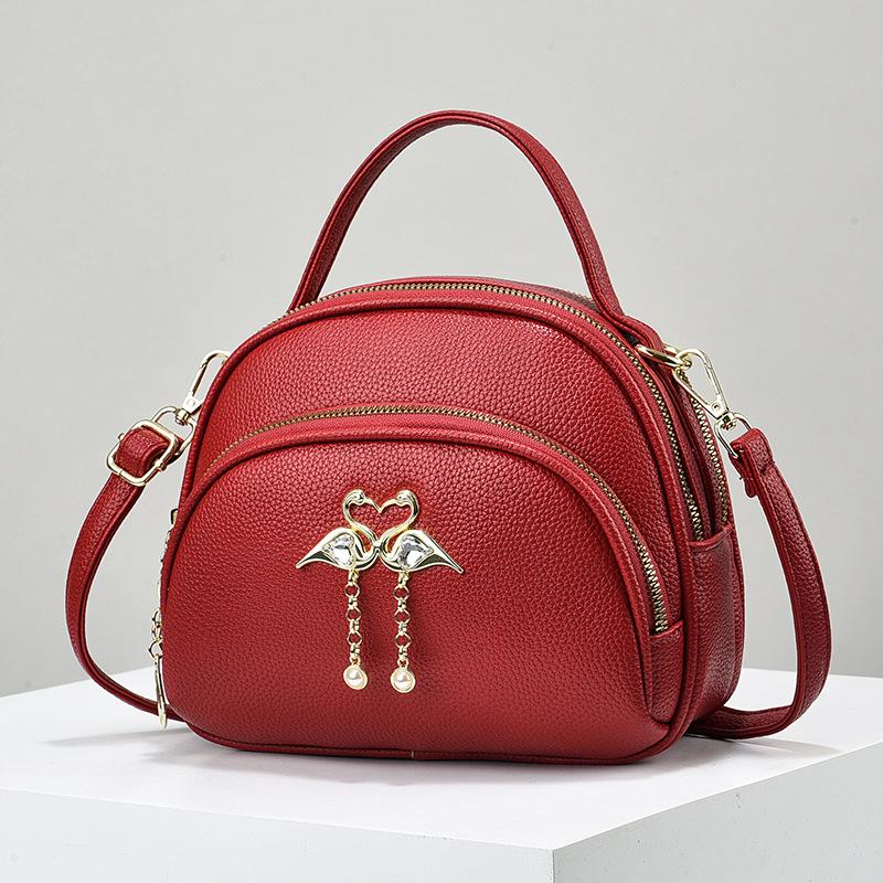 

Летняя новая женская сумка из мягкой кожи с несколькими карманами, женская маленькая квадратная сумка, изысканная женская сумка с подвеской, сумка через плечо