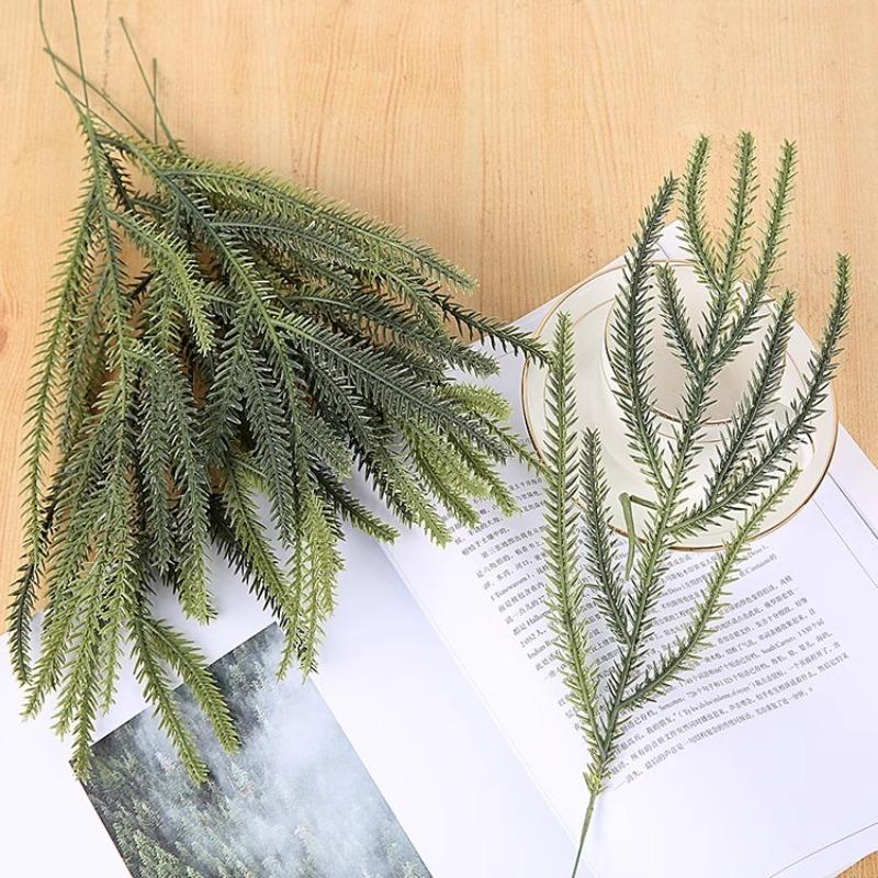 20Pcs Simulated Pine Cypress Rattan Plastic Christmas Decorative Accessories DIY Garland Branches Flower Arrangement Decoration
