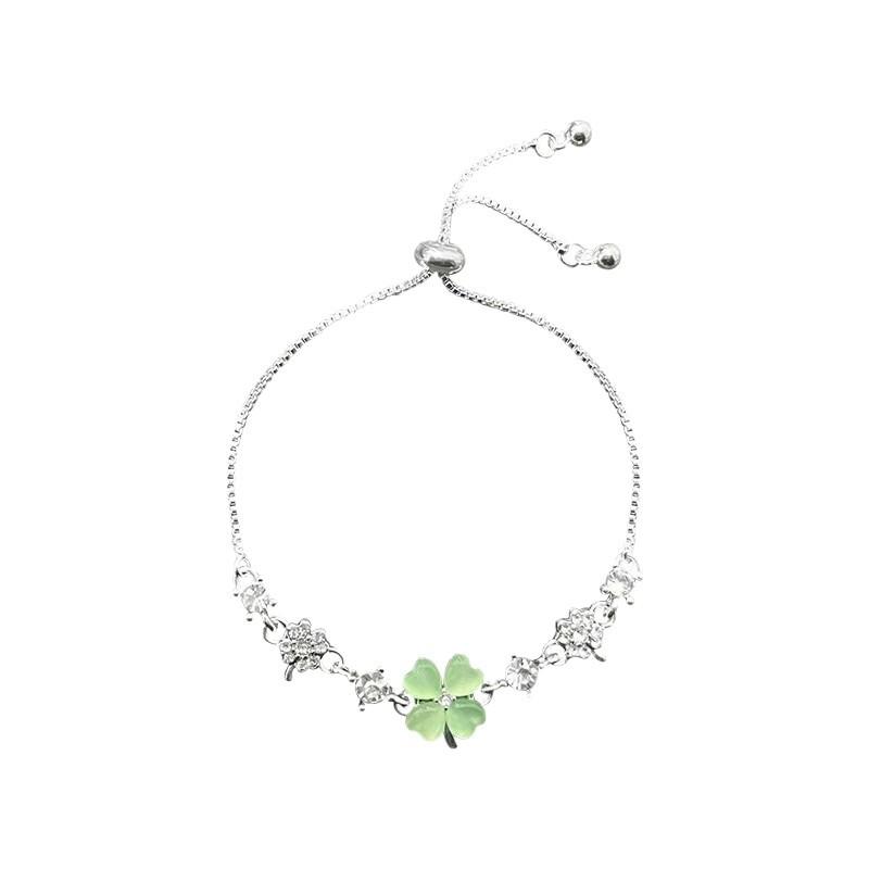 Four-leaf Clover Bracelet with Cat's Eye Stone A Luxurious and Sophisticated Jewelry Piece
