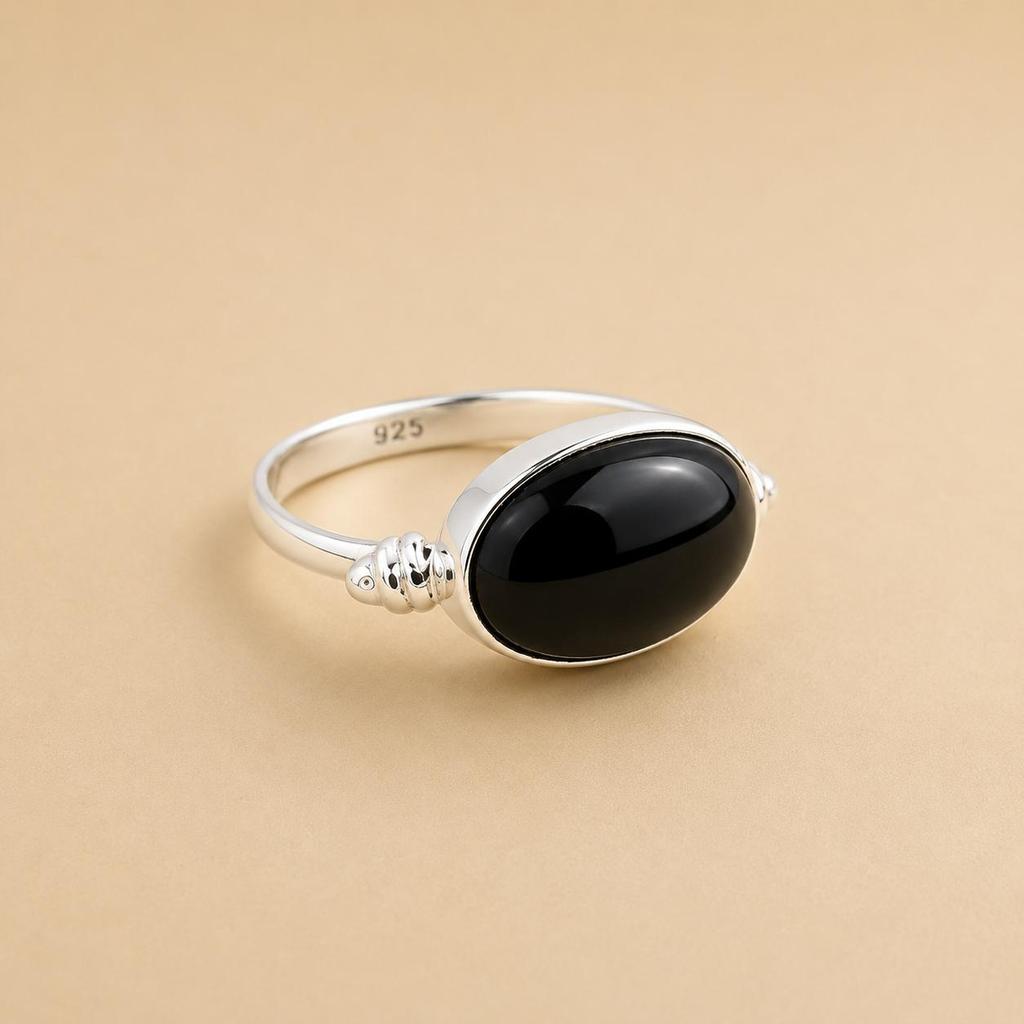 Black Onyx 925 Sterling Silver Ring, Handmade Oval Gemstone Ring, Minimalist Vintage Style Statement Jewelry