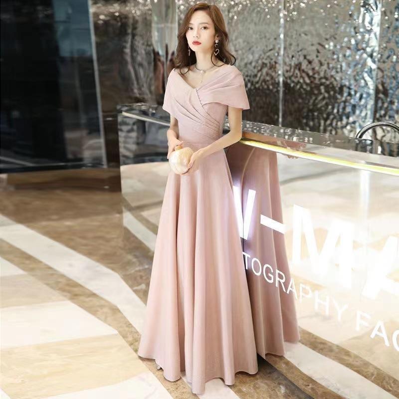 Toast large size evening dress women's 1011 new banquet host elegant temperament annual meeting show thin performance art test car model