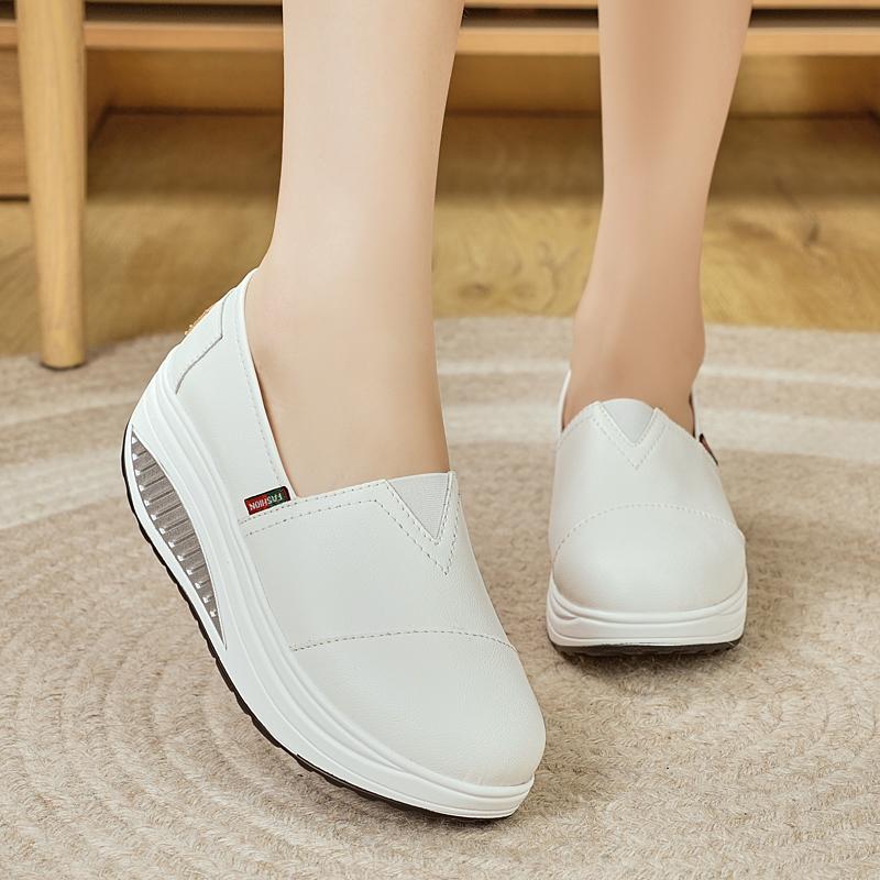 Women Platform Loafers Students Casual Black Leather Elevator Shoes Thick Sole Height Increase White Sneakers