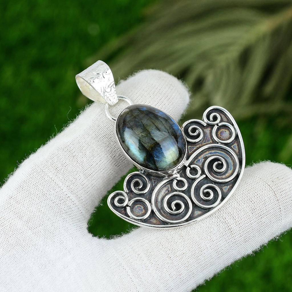 Mothers day Sale 925 Silver Labradorite Stone Bezel Elegant Boho Pendant Jewelry