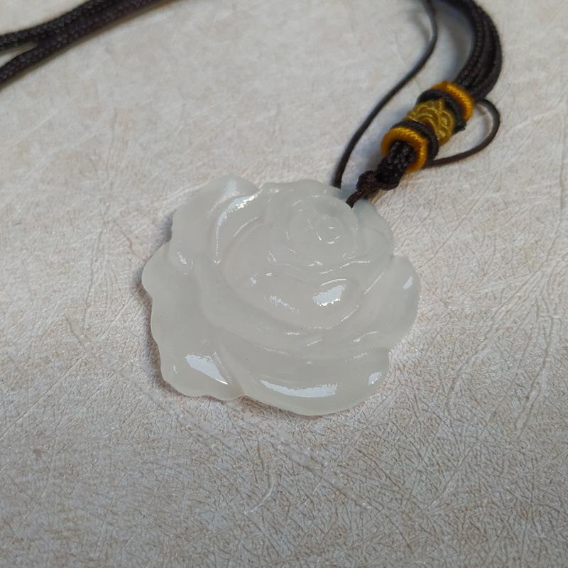 Afganischer Weißer Jade Rosenanhänger - Xinjiang Blühende Blume Reichtum Damenschmuck aus Jade