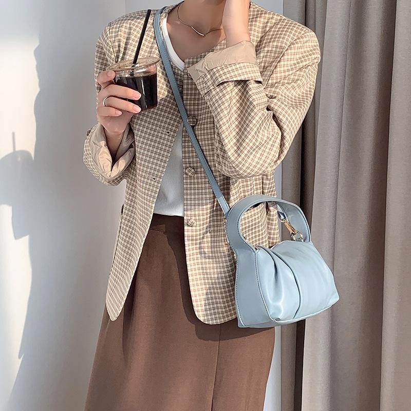 Plisovaná taška přes jedno rameno pro ženy Jednobarevná Cloud Měkká kůže Čtvercová kabelka Nová móda Univerzální crossbody tašky