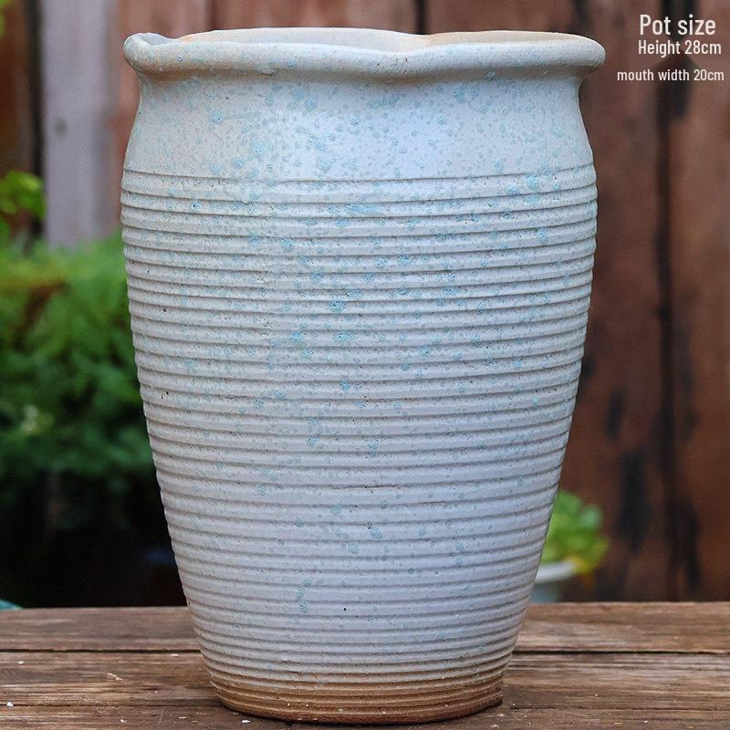 Hoher Handgefertigter Keramikkrug für Sukkulenten und Orchideen