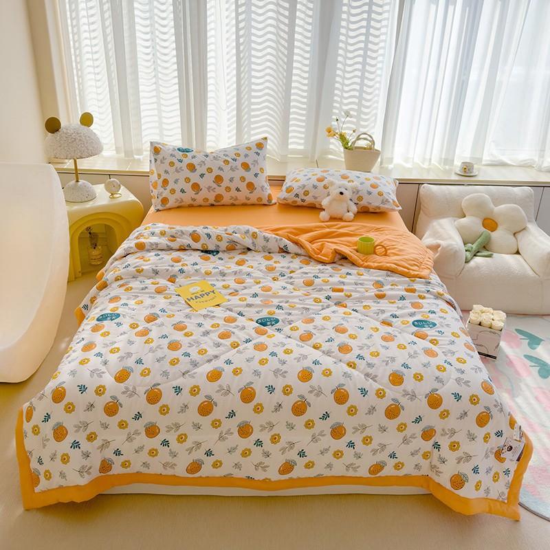 Ultra-Soft Summer Cooling Quilt - Lightweight, Breathable & Skin-Friendly with Embossed Floral Print Design for All Seasons - Perfect for Bedroom