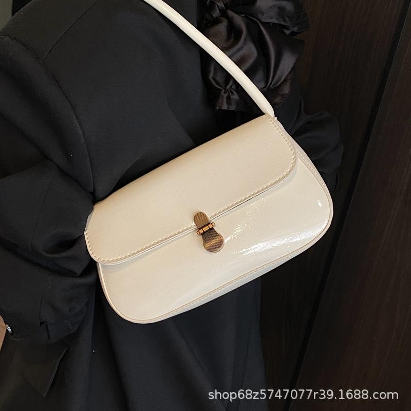 Retro Niche Baguette Bag Women's 2025 New Trendy Fashion Korean Internet Celebrity Armpit Bag One-shoulder Hand-held Commuter Bag
