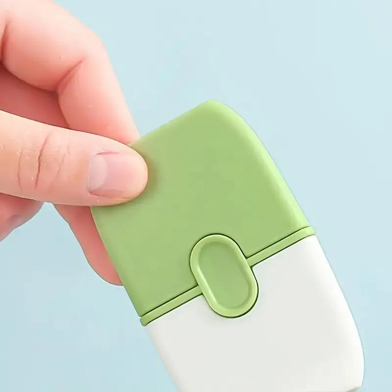 1 stuks Mini Spatel met Beschermhoes Compact Draagbaar Dubbelzijdig Muur Keramiek Reiniger Tegelschraper Multifunctioneel Reinigingsgereedschap