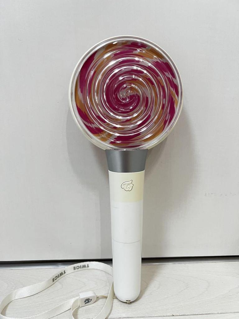 [USED] TWICE candy bong first generation light stick