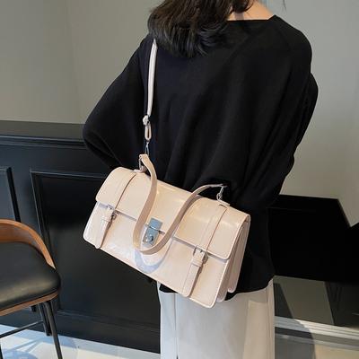 Fashion Catwalk Women's Bag 2025 New Portable Messenger Bag Shoulder Crossbody Organ Bag Flip Lock Bag
