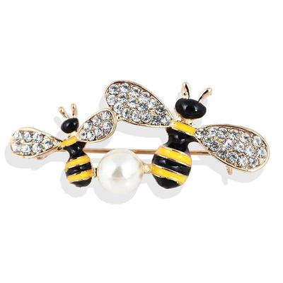 Jewelry Exquisite Diamond Bee Brooch, High-End Clothing Accessories Pearl Corsage Pin