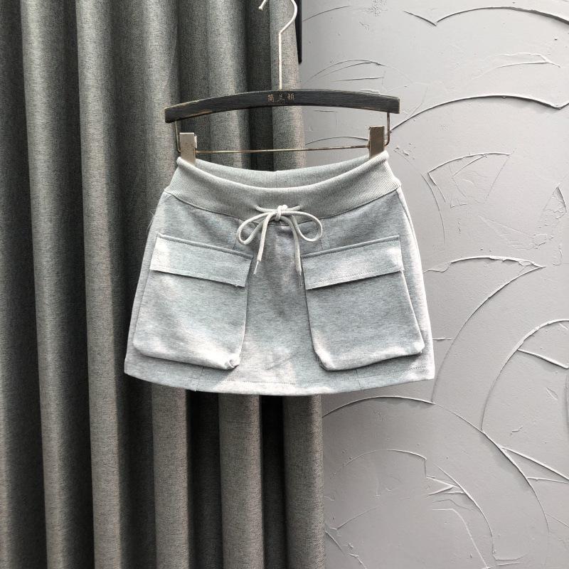 Women's Black Elastic Waist A-Line Cargo Mini Skirt - Slimming, Chic, Autumn Fashion