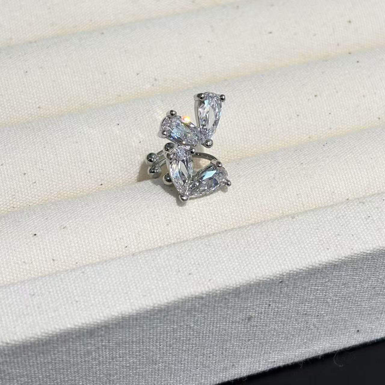 Sparkling Zirconia Heart Double Layer Non-Piercing Ear Cartilage Clip - Unique High-End Women s Jewelry