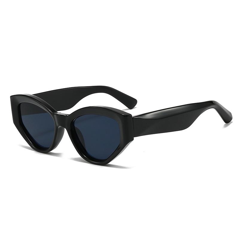 Oversized Cat Eye Fashion Sunglasses For Women Men Vintage Gradient Jelly Frame Glasses Outdoor Eyewear For Parties Uv400