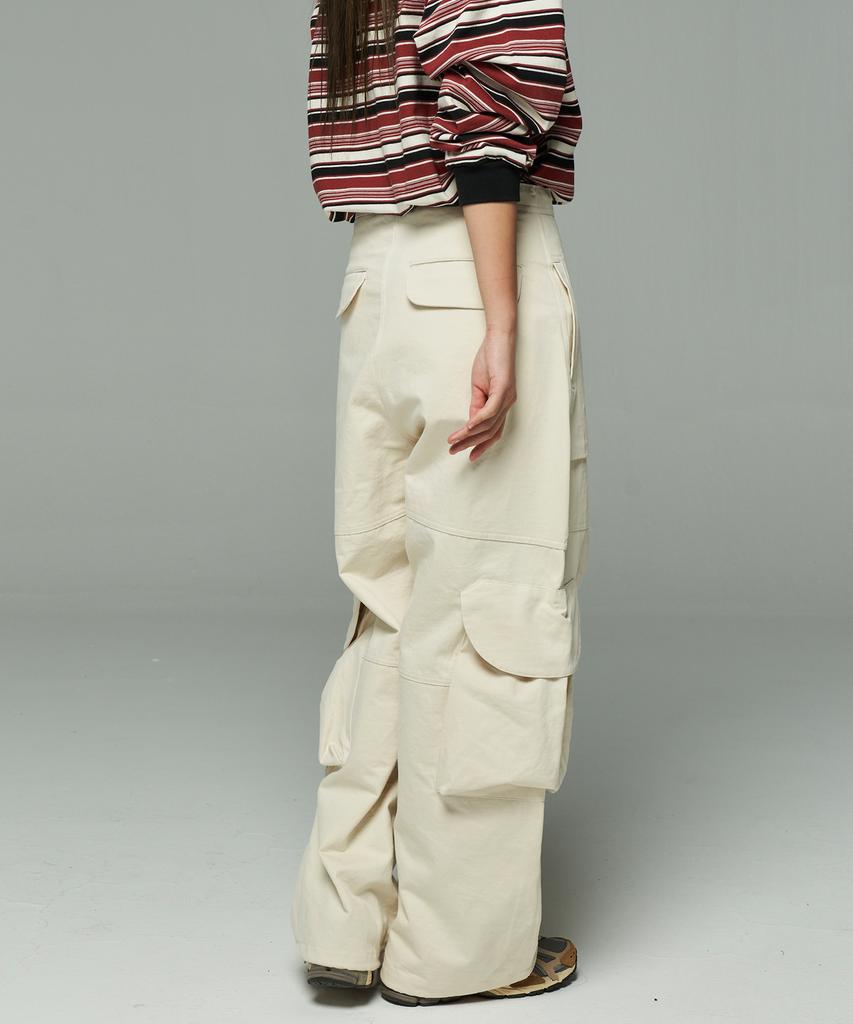 SAAI Big Pocket Cargo Pants Ivory