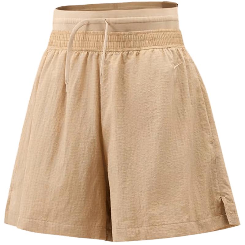 Nike Women s Breathable Versatile Woven Shorts M