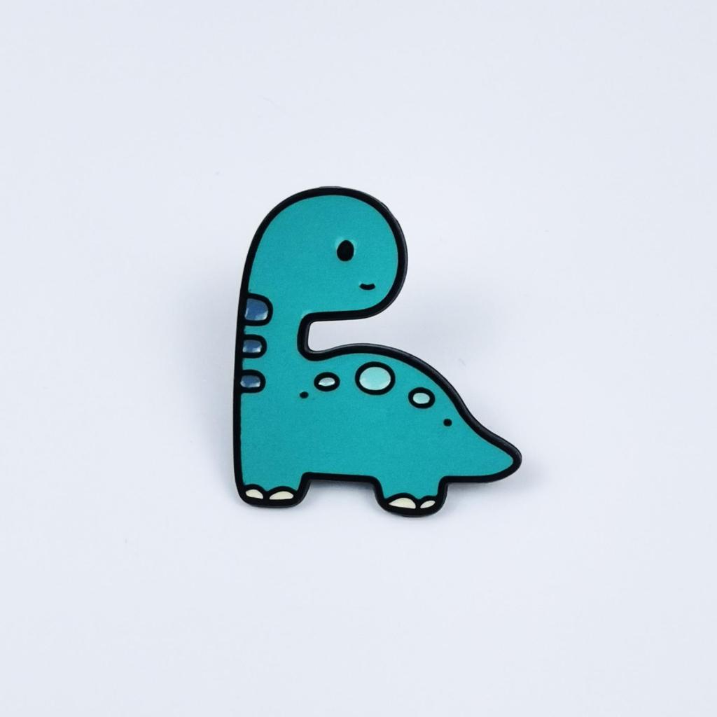 Cute Dinosaur Brooch Set: Triceratops & Brontosaurus Metal Badges for Kids' Clothing or Bag Decoration