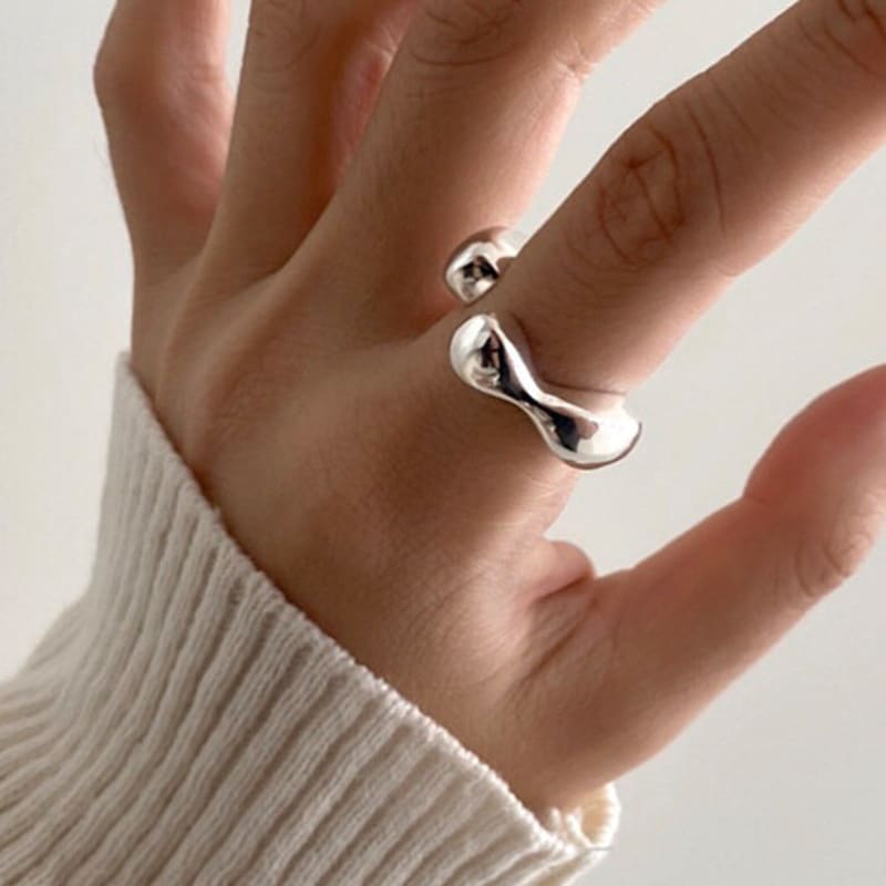 Moire_ Bold Wave Ring