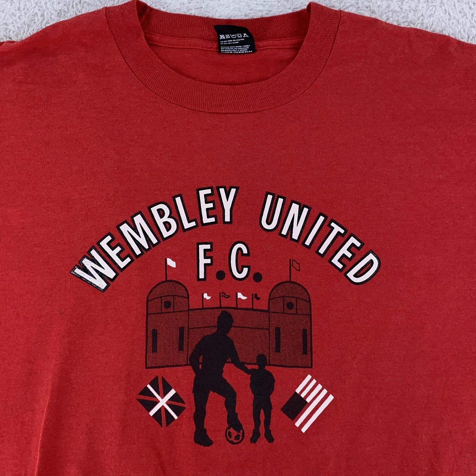 

Vintage Wembley United F.C. Shirt Mens L/XL Soccer Football Stadium Graphic Tee XL