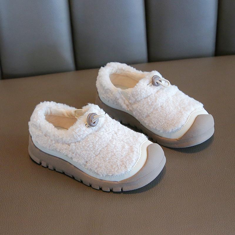 Children's wool shoes 2025 autumn and winter new small lamb's hoof cotton shoes one pedal boys and girls lamb wool warm casual shoes
