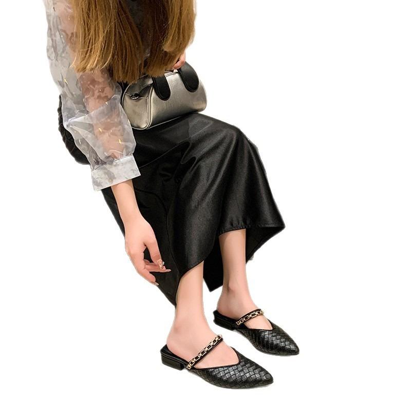 Niche Fashion Metal Chain Woven Bag Head Dragging Women Lazy Outside Wearing Pointed Flat Women's Summer Bottom Half Slippers