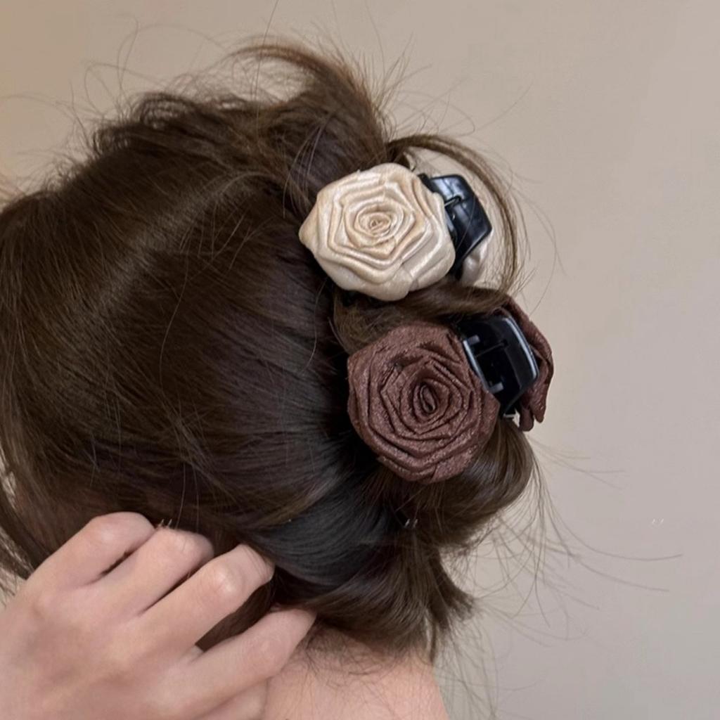 Internet-Berühmtheit caro gleiche getrocknete Rose Blume Greifklemme 2025 Hinterkopf Haarnadel Haifischklemme