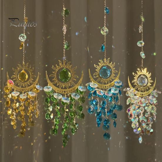 Hängender Balkon-Schmuck Bunte Kristalle Sonnenfänger, Sonnenfänger für Fenster, Windspiele mit Kette, Dekorative Kristall-Anhänger Prisma Regenbogen-Macher