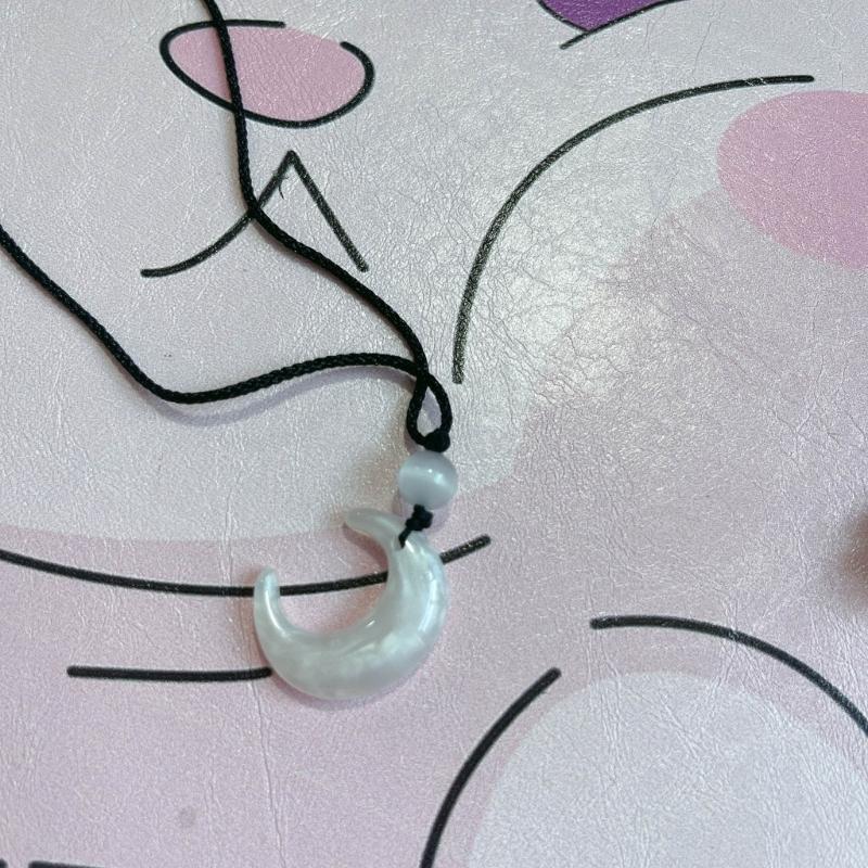 Resin Cat Eye Moon Necklace Black/White Moon Pendant Necklace Jewelry New Chinese Style Simple Clavicle Chain Women Men