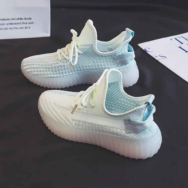 Couple shoes fly-woven coconut shoes women's 2025 new breathable mesh shoes casual versatile comfortable sports shoes men ins tide