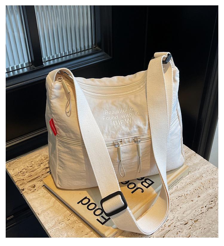 Women's Nylon Crossbody Tote: Large Capacity 2025 Fashion Shoulder Bag