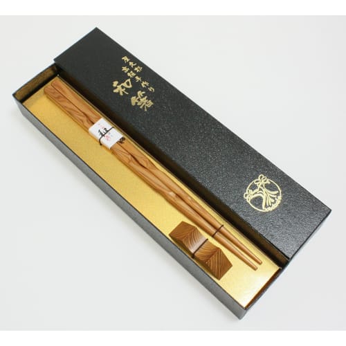 Yakusugi Premium Japanese Chopsticks, 23cm Twisted, with Chopstick Rest