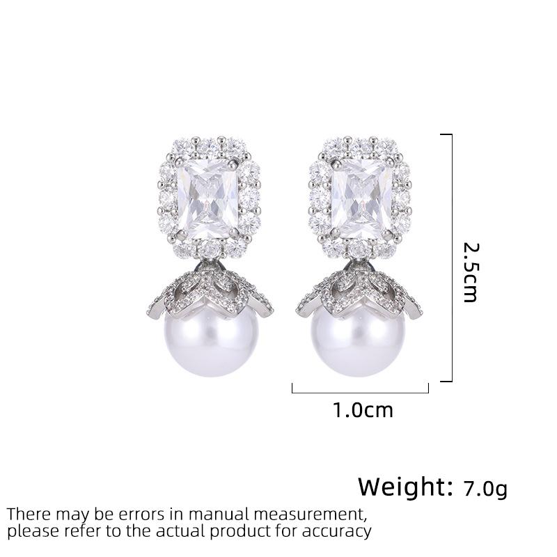 Women's Light Luxury Design Elegant Vintage Zircon Imitation Pearl Earrings Fashionable And Versatile Niche Design Earrings