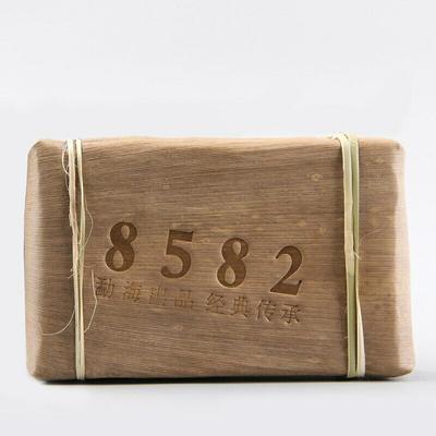 2012 Yunnan Menghai Old Tree Shen Puerh Classical 8582 Raw Puer Tea Brick 250g