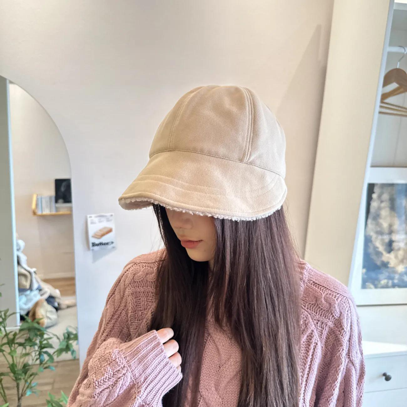 

WTEMPO Однотонные женские осенне-зимние теплые плюшевые кепки с козырьком, защищающие от холода, ветрозащитные шерстяные толстые теплые шапки One Size бежевый