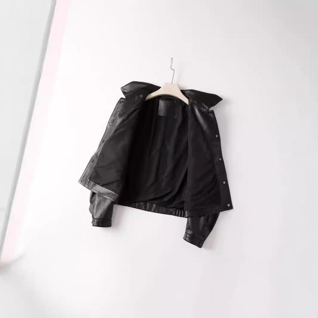 Leather Leather Jacket Women's Sheepskin Jacket Short Square Neck Loose Casual Motorcycle Leather Jacket
