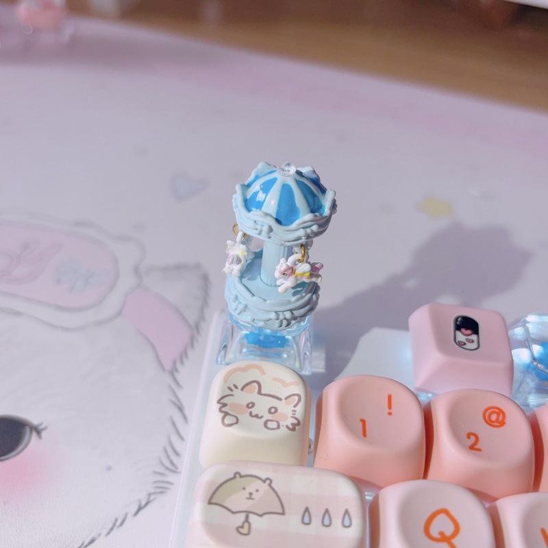 Hand-Painted Carousel Keycaps: Dynamic, Rotating 3D DIY Jewelry Accessories