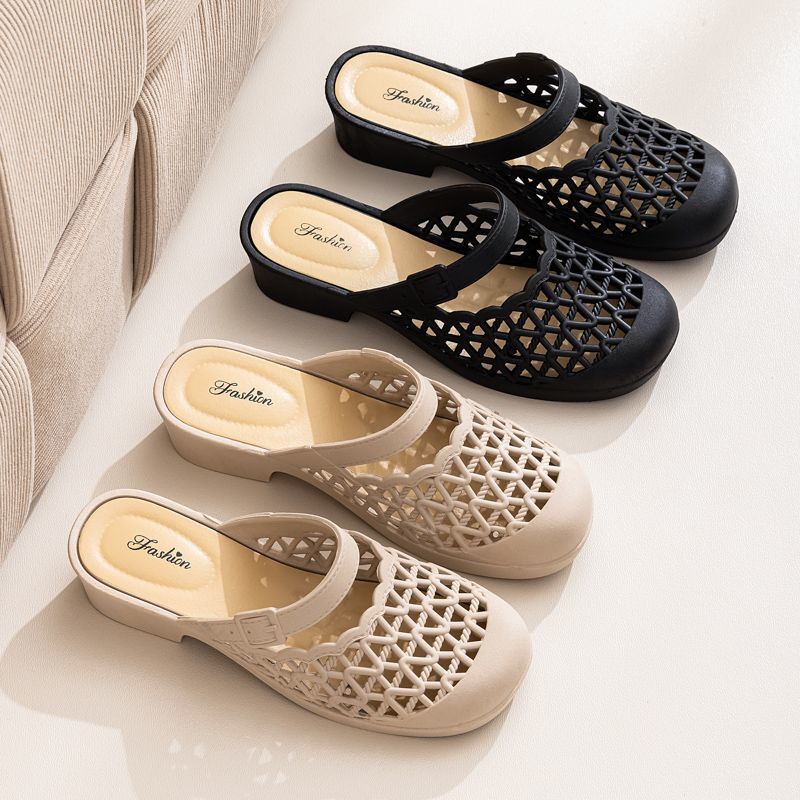 Fashionable Women's Baotou Slippers for Summer Anti Slip and Wear-resistant Beach Shoes for Home and Outdoor Use