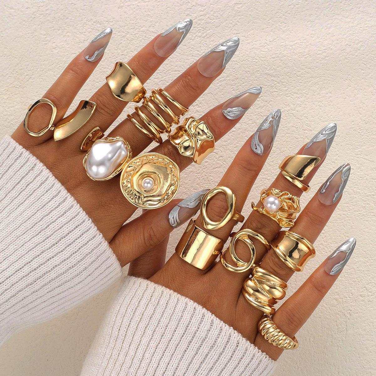 

15pcs Vintage Exaggerated Pearl Irregular Ring Set For Women Fashion Asymmetrical Metal Textured Ring Holiday Date Party Jewelry