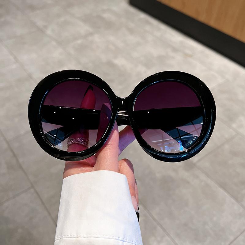 Oversized Round Sunglasses Women Trendy Vintage Gradient Goggle Sun Glasses Fashion Luxury Brand Design Shades Eyewear